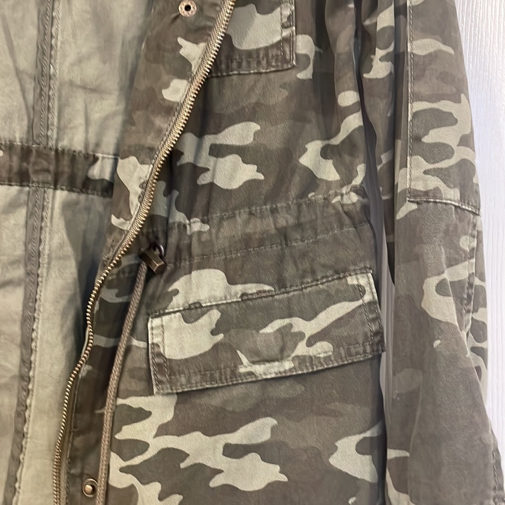 Universal Thread Camouflage Jacket - image 3